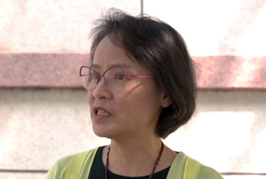 台湾省中学语文教师区桂芝在孙文学校演讲中激昂发言：“中国国民党不是美国的国民党，