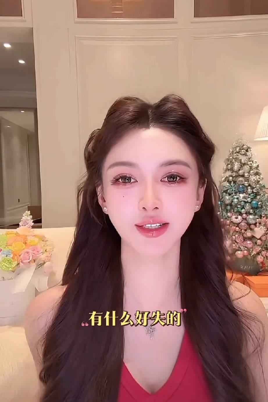 叶珂 我的脑子做网红已经是极限了叶珂采访再爆金句：“我的脑子做网红已经是极限了”