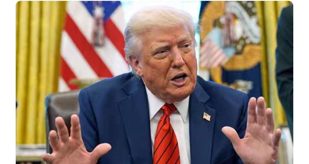 特朗普胡言；中国拿着我的给的“7220亿造军舰”，
 一、言论核心内容
2025