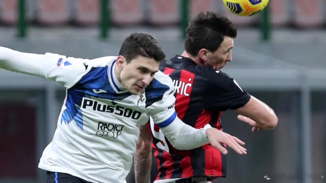 卡尔达拉锐评老队友曼朱基奇：“从中后卫的角度来看，他简直是个噩梦。”“如果你问我