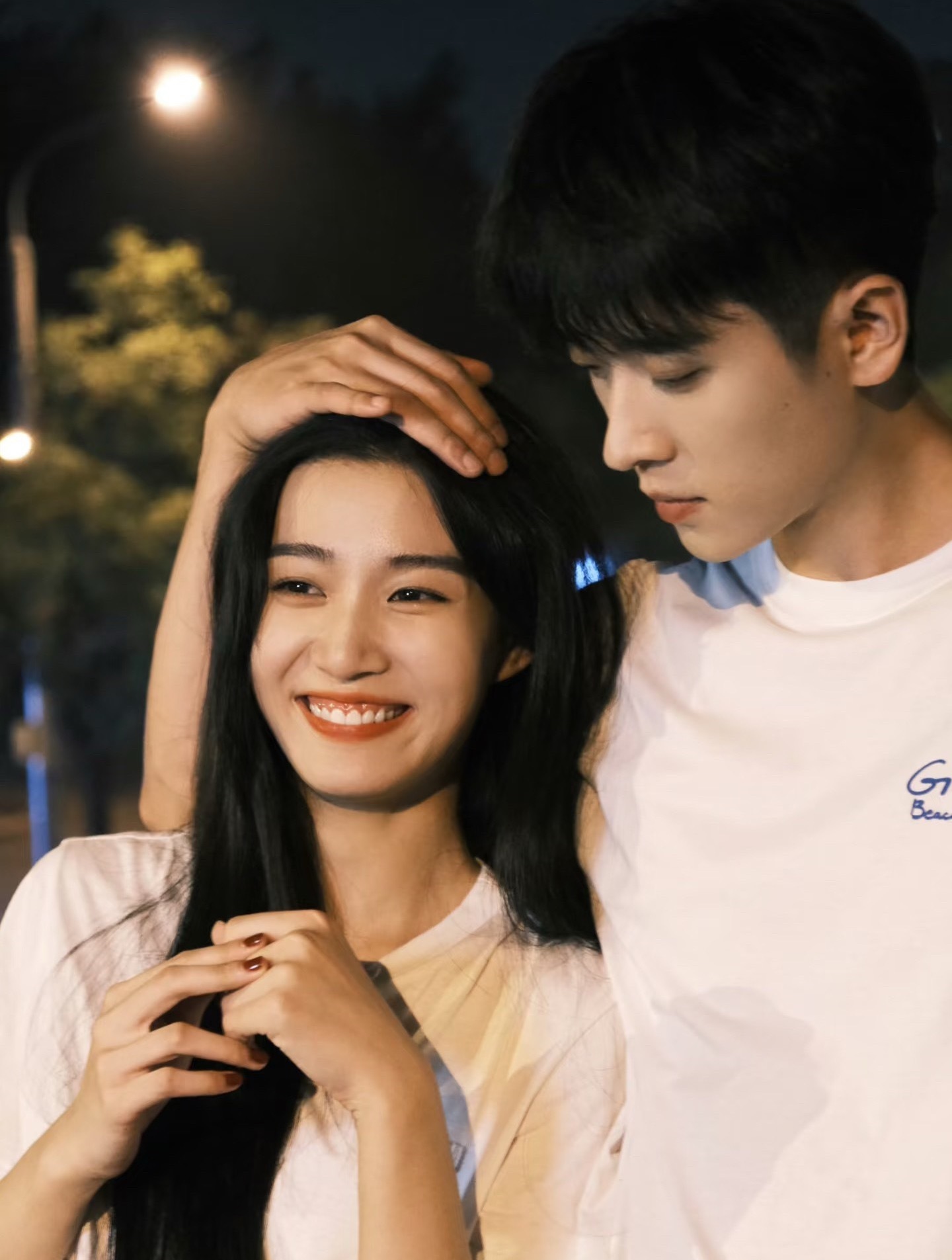 又怎么了我的夜色尚浅，一个共创至于嘛 