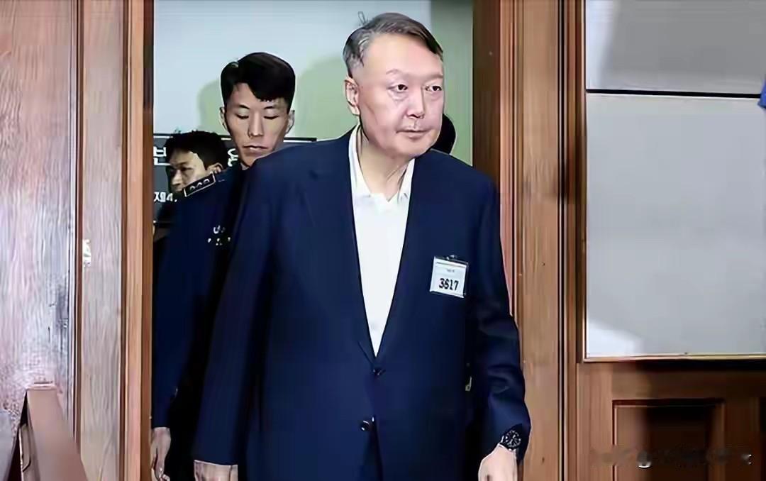 尹锡悦在监狱收到6.5亿韩元巨款
自从尹锡悦被逮捕进入监狱之后，官司缠身的尹锡悦