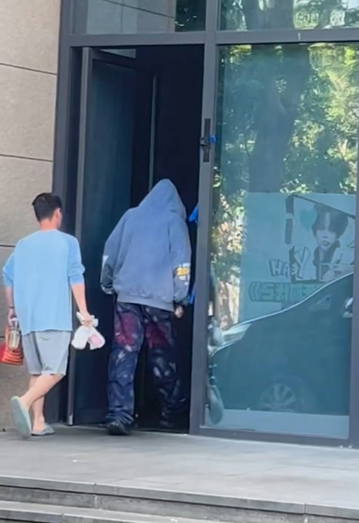 陈奕恒身材比例 好好好 陈奕恒好牛的身材比例！今日上班路透身材比例真的好妙啊