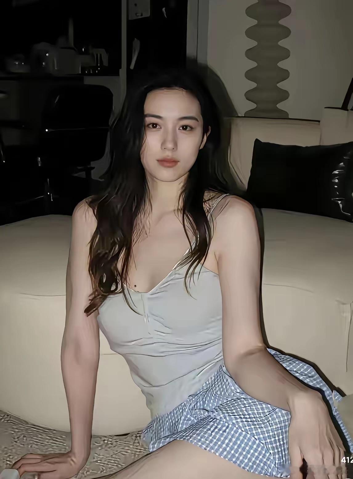 这绝世容颜哪个明星能胜她？ 