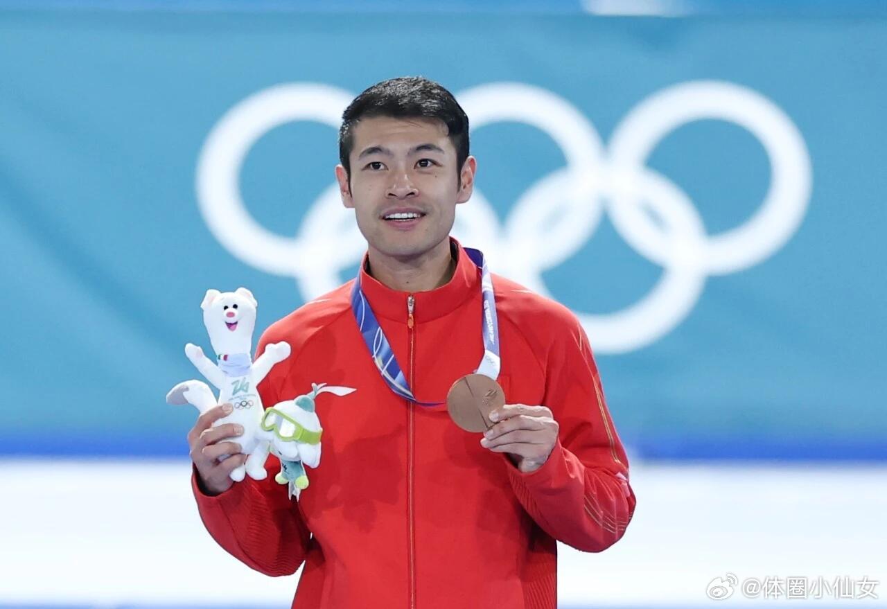 宁忠岩终于翻过了最高的山听宁忠岩分享太感触了， 四年坚守，拼尽全力翻越心中那座山