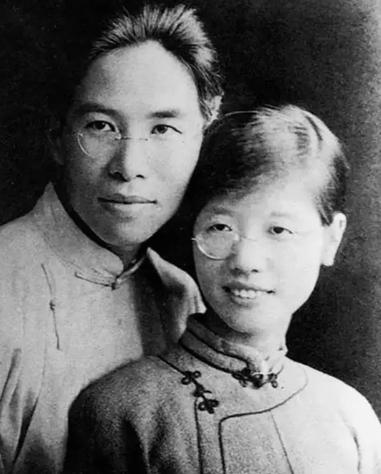 1936年，北大教授陈西滢冲进外国同事的房间，看见了妻子凌叔华衣衫不整地坐在床上