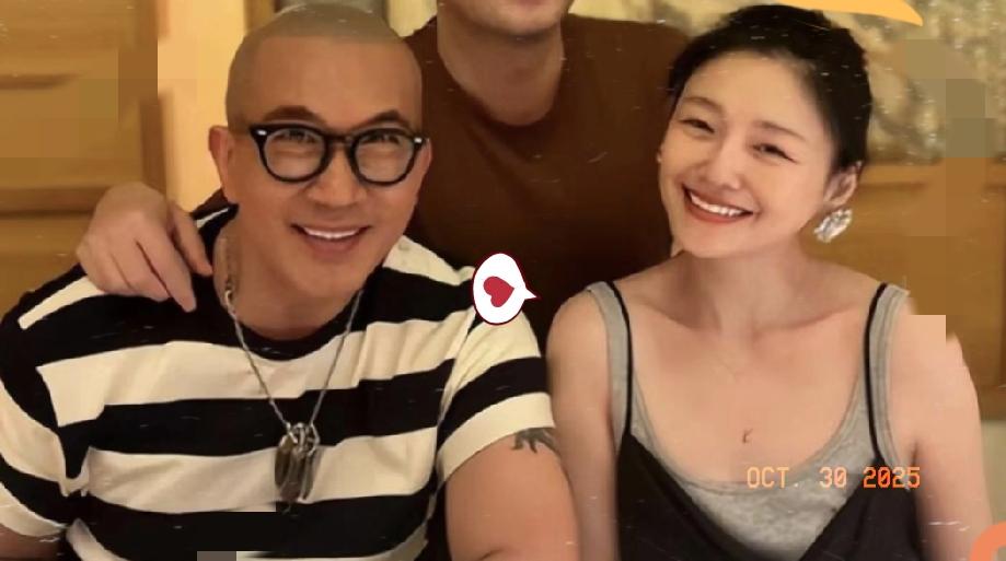 具俊晔用大S骨灰做7条项链？这操作真让人后背一凉！
 
刷到具俊晔用大S骨灰做项