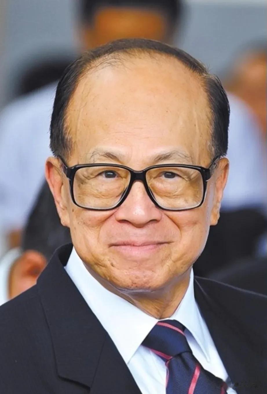 日前，香港李嘉诚突然甩卖600余套30平米左右的房子，巨大“福利”面前，3.8万