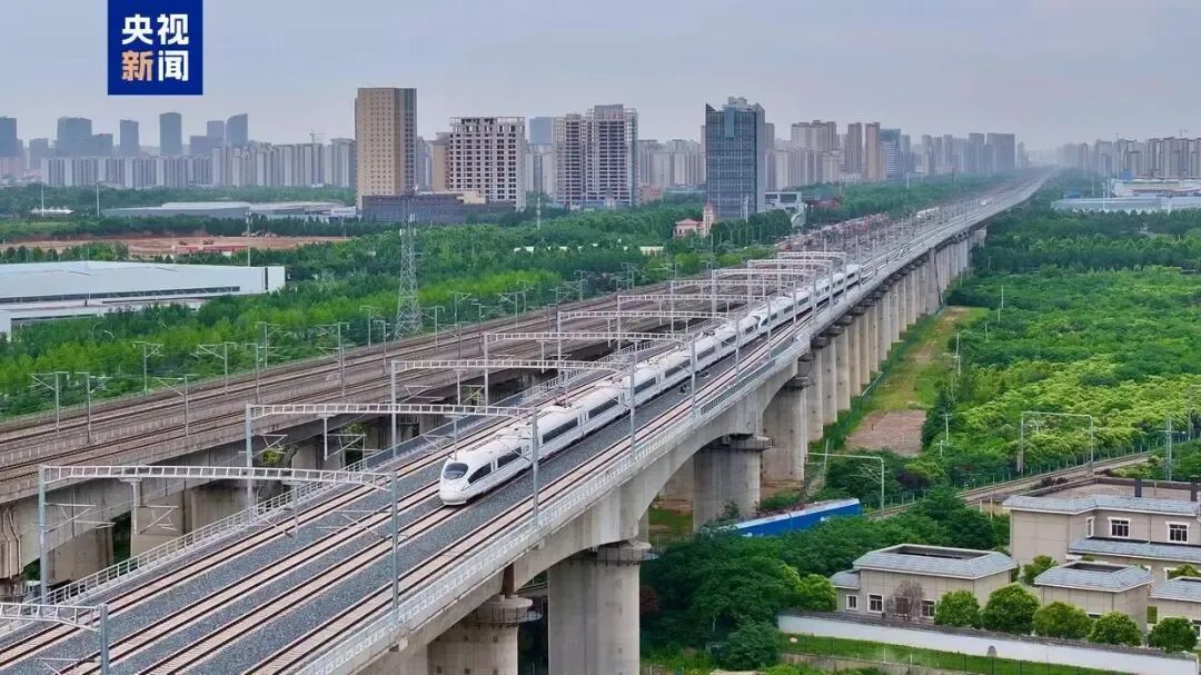 西十高铁陕西段今日试运行！5月29日8时47分，西安至十堰高铁陕西段正式启动运行