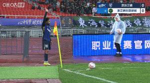 武汉三镇卡迪斯进球，也领先了 