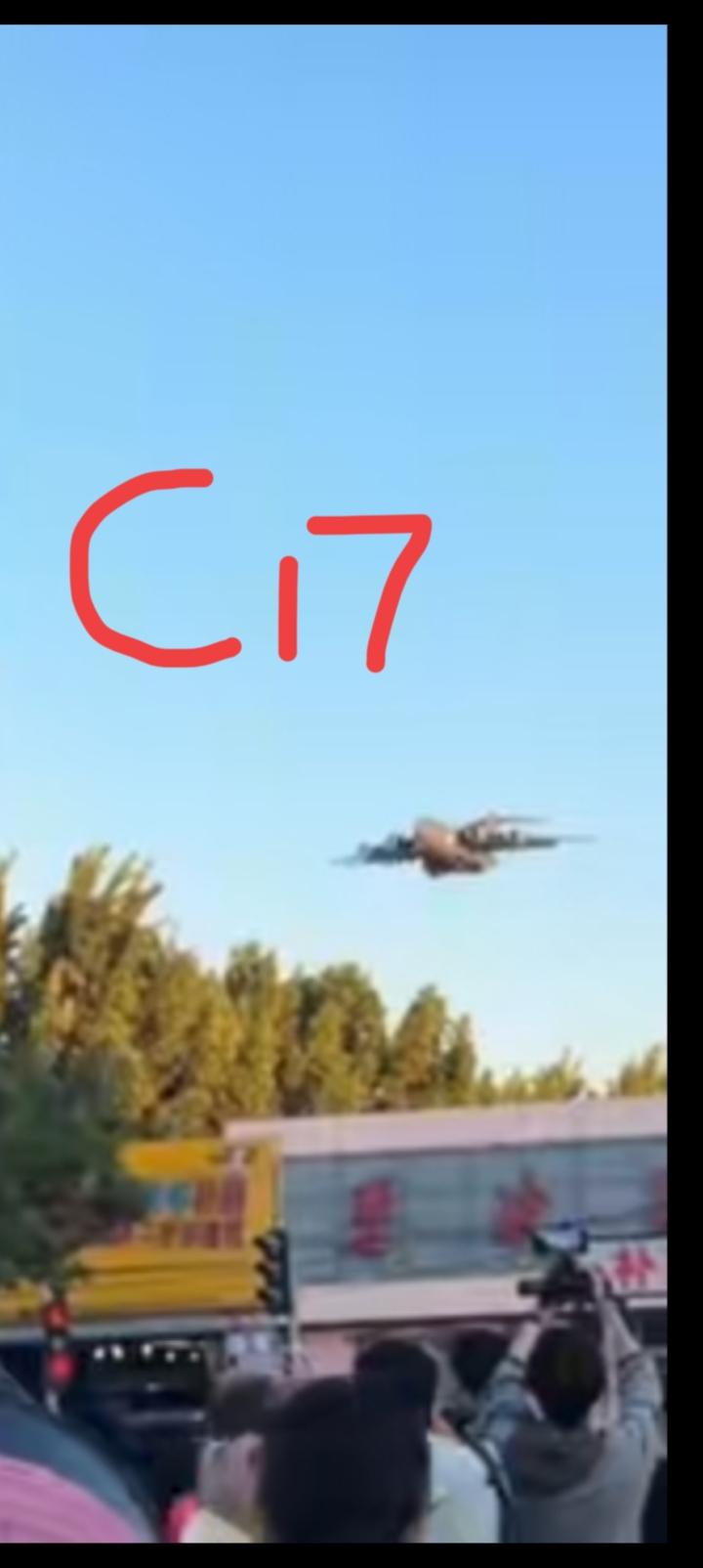 C17落地北京，谁都知道意味着什么？
特朗普总统要来，
中美没有世仇，尽管他们1