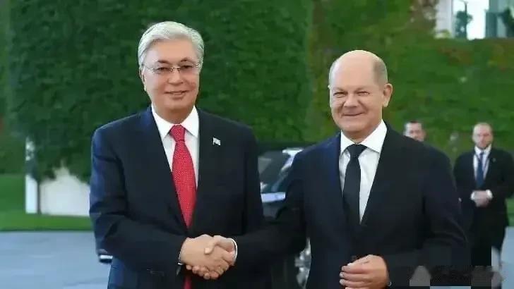 哈萨克斯坦：向德国保证，我们将绕过俄罗斯的制裁，加大石油供应。
9月28日，哈萨