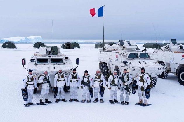 烽火问鼎计划幂谈天下 法国正向格陵兰岛派遣部队，以保卫该岛免受美国领土主张的威胁