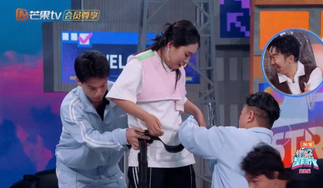 徐志胜[超话]徐志胜李雪琴唱着唱着飞起来了hi6 “惩罚 KTV” 名场面预定！