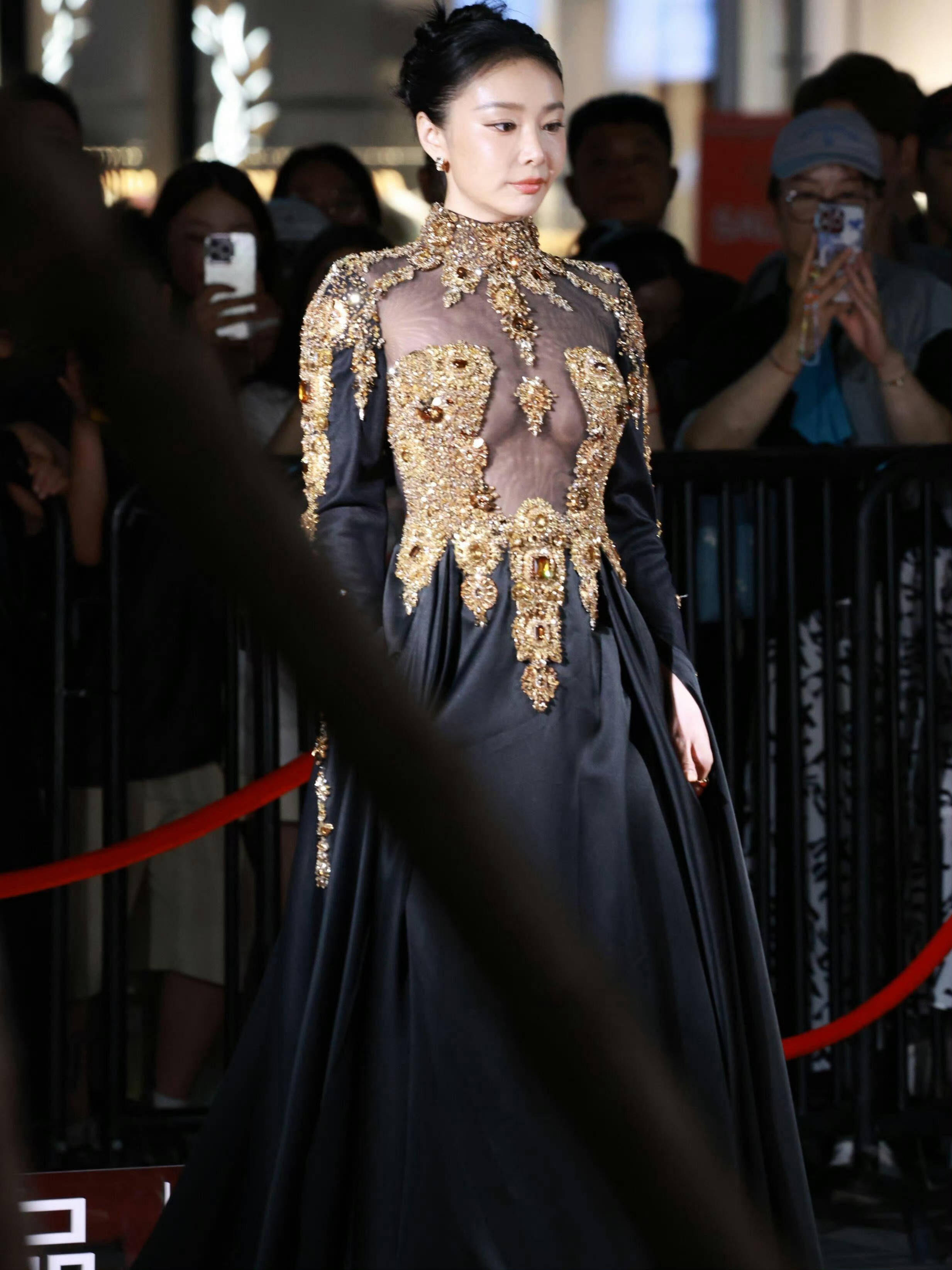 高叶 x 透视抹胸装生图·太撩人了