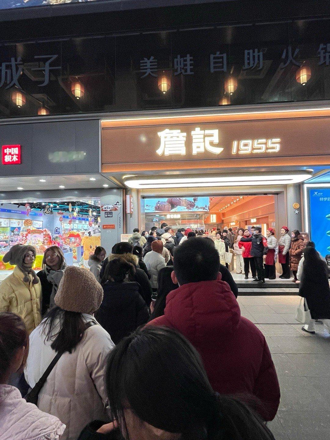 黄油年糕去合肥拍过队的才知道黄油年糕有多火爆……以下有几款黄油年糕的个人评价，还