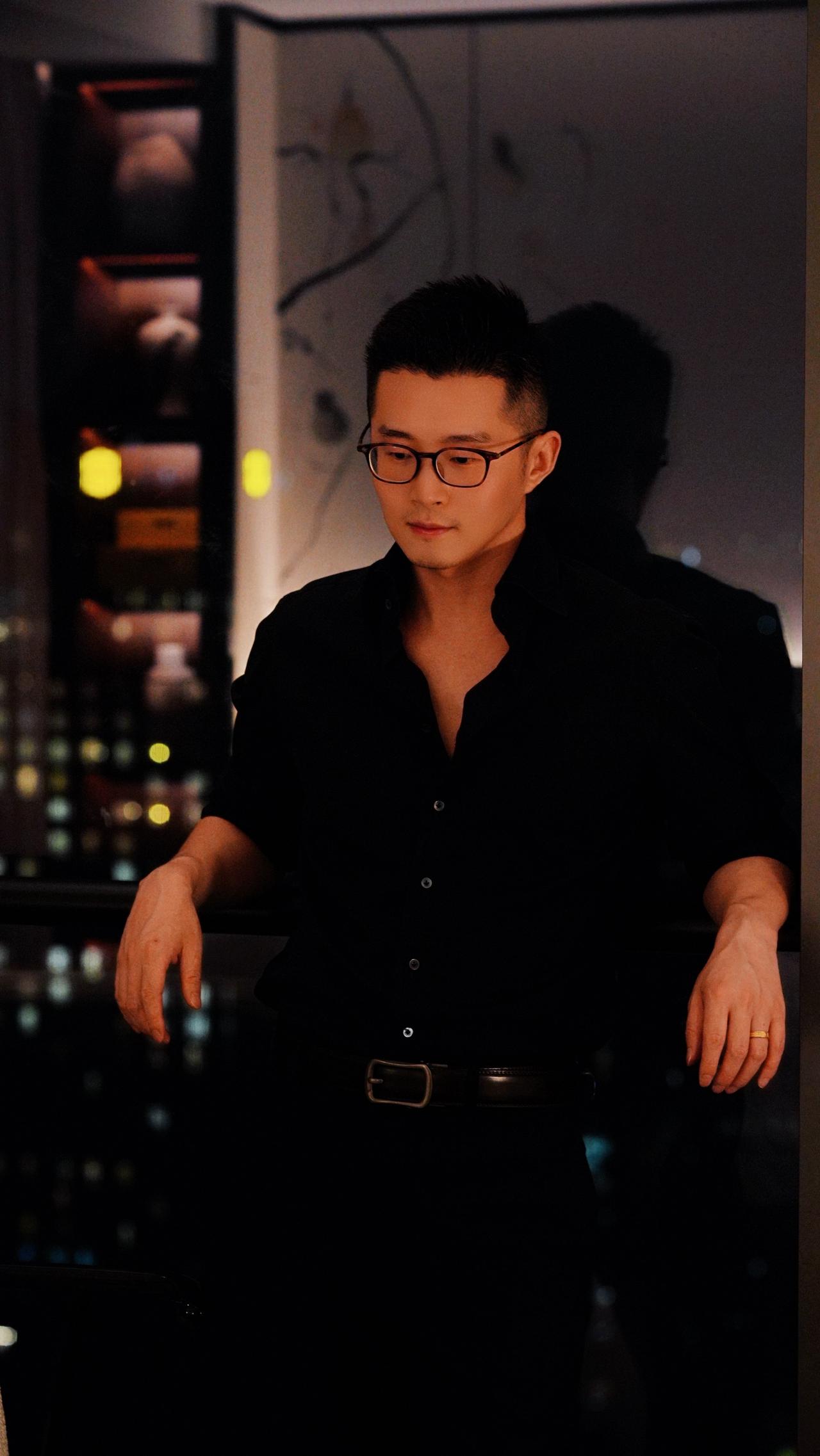 酷帅感穿搭 拍出电影感 深夜松弛感