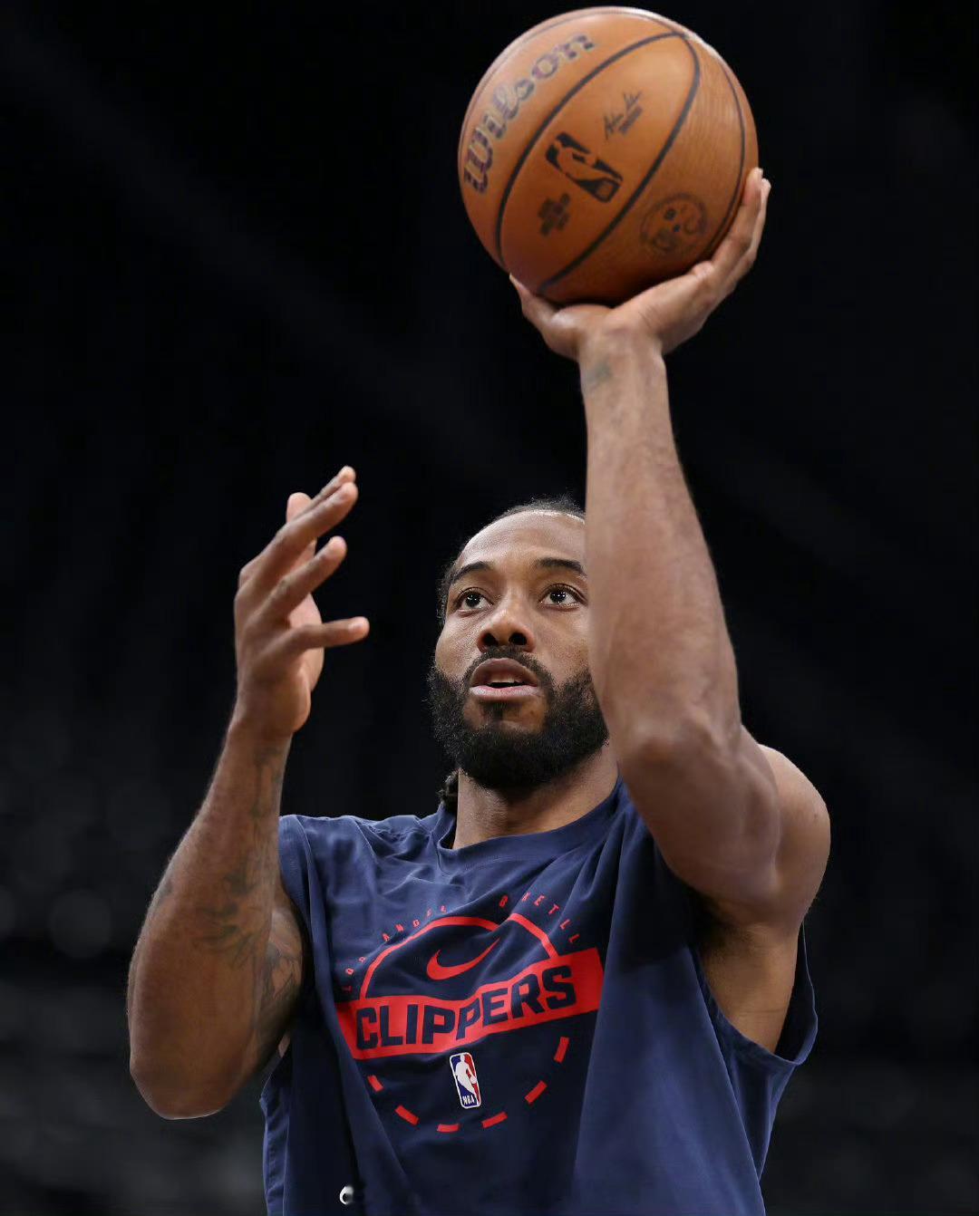 伦纳德可以出战今日背靠背对阵独行侠的比赛！