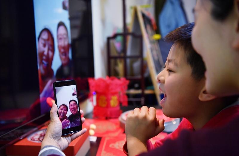 过年了，天南地北大拜年的氛围感直接拉满！即便相隔千山万水，这年必须热热闹闹地拜起