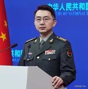 没有任何退让
​​国防部发布严厉声明：
​​2月10日，面对近期台湾涉军问题，国