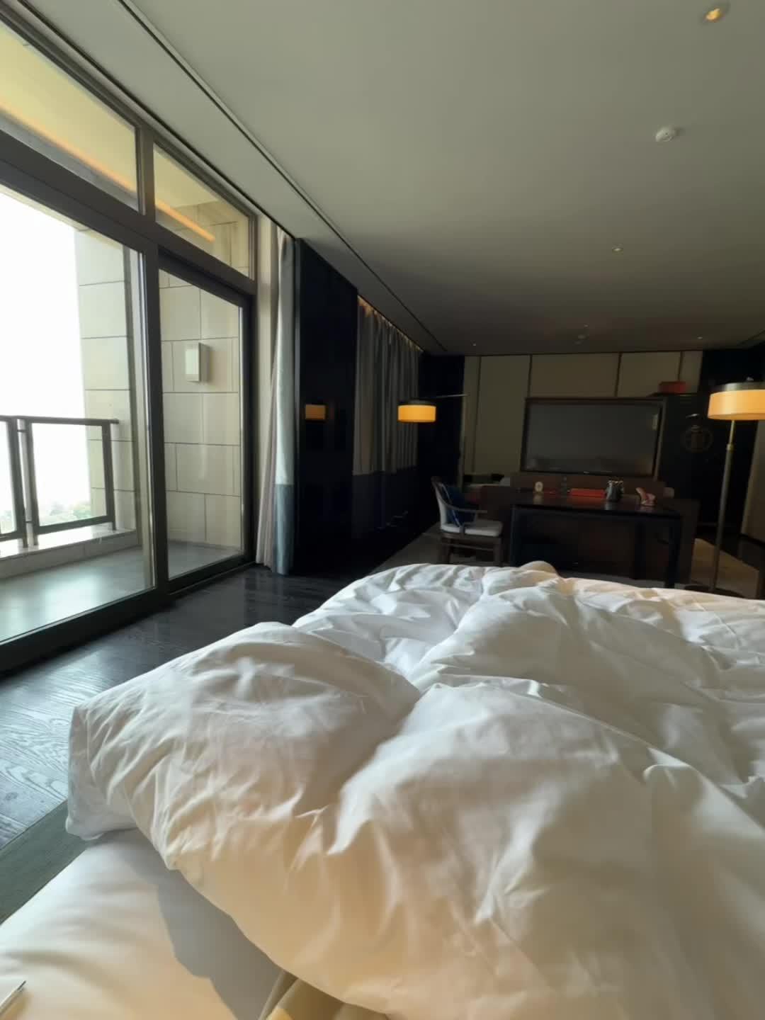 我总是在翻看相册的时候再一次爱上你
