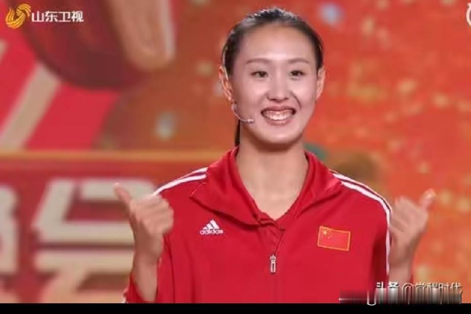 随笔。
   全锦赛天津对山东女排。
  天津女排以25比16胜第二局。
  山