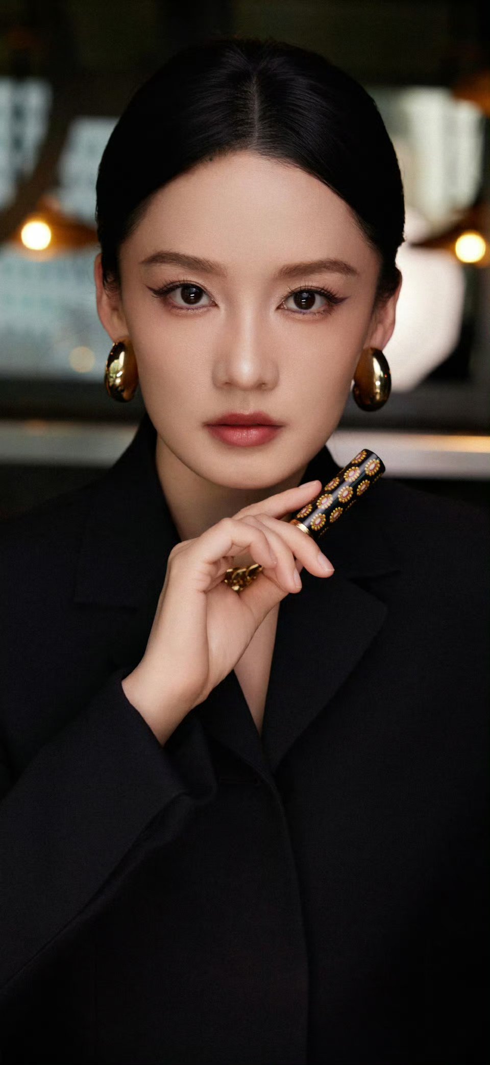 龚俊 李沁你也是年下不叫姐，还叫小沁，是有点想法的们花少姐弟好可爱 ​​​