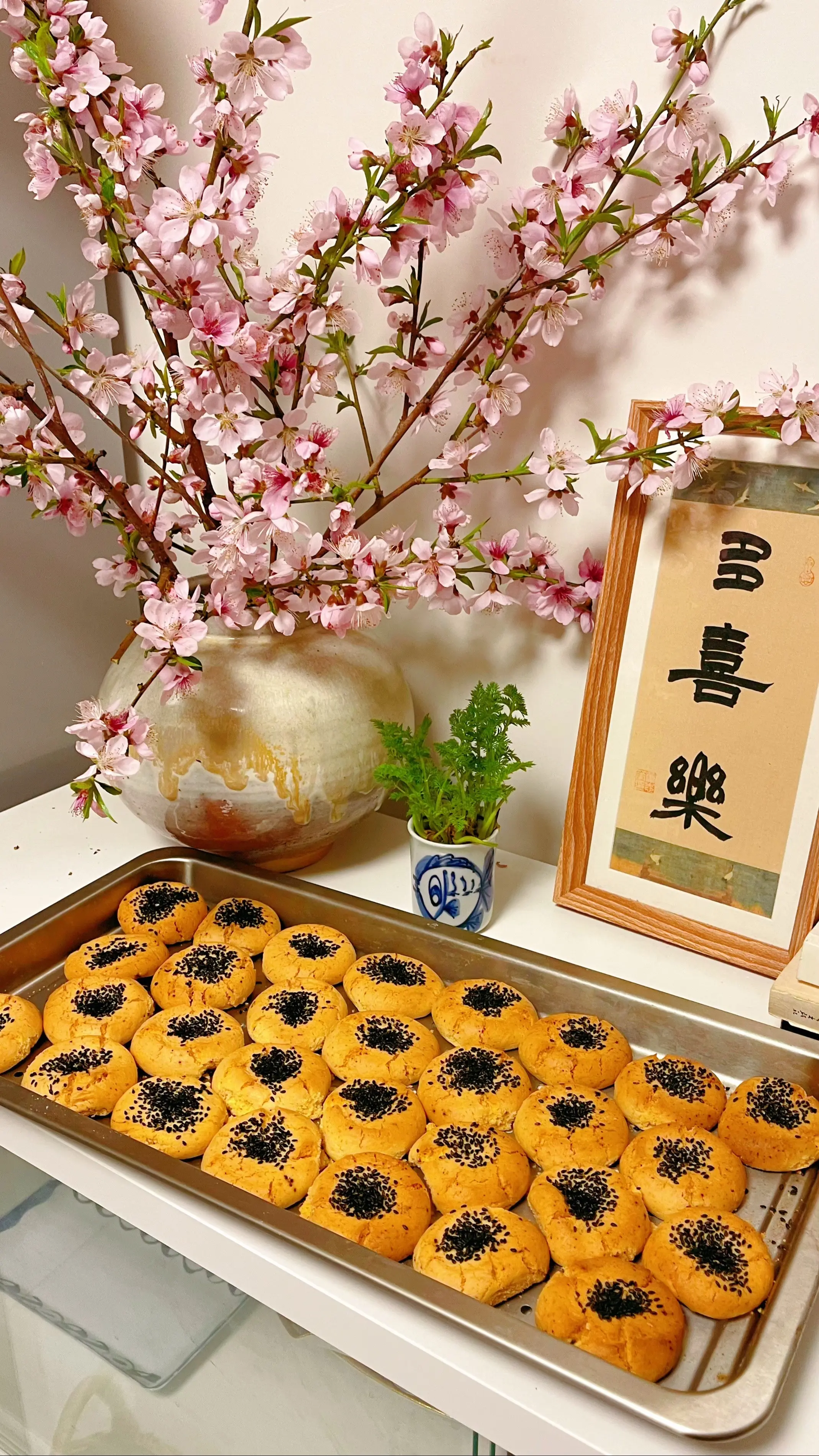 明天的早饭做好了…拖完地…我就可以下班啦