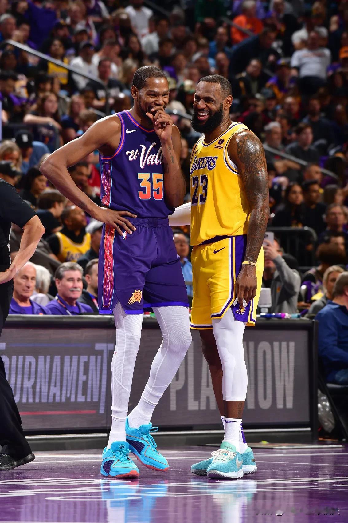 NBA赛场之雄鹿真垃圾！领先19分，被追平，打了俩加时也没拿下，何谈总冠军！
 