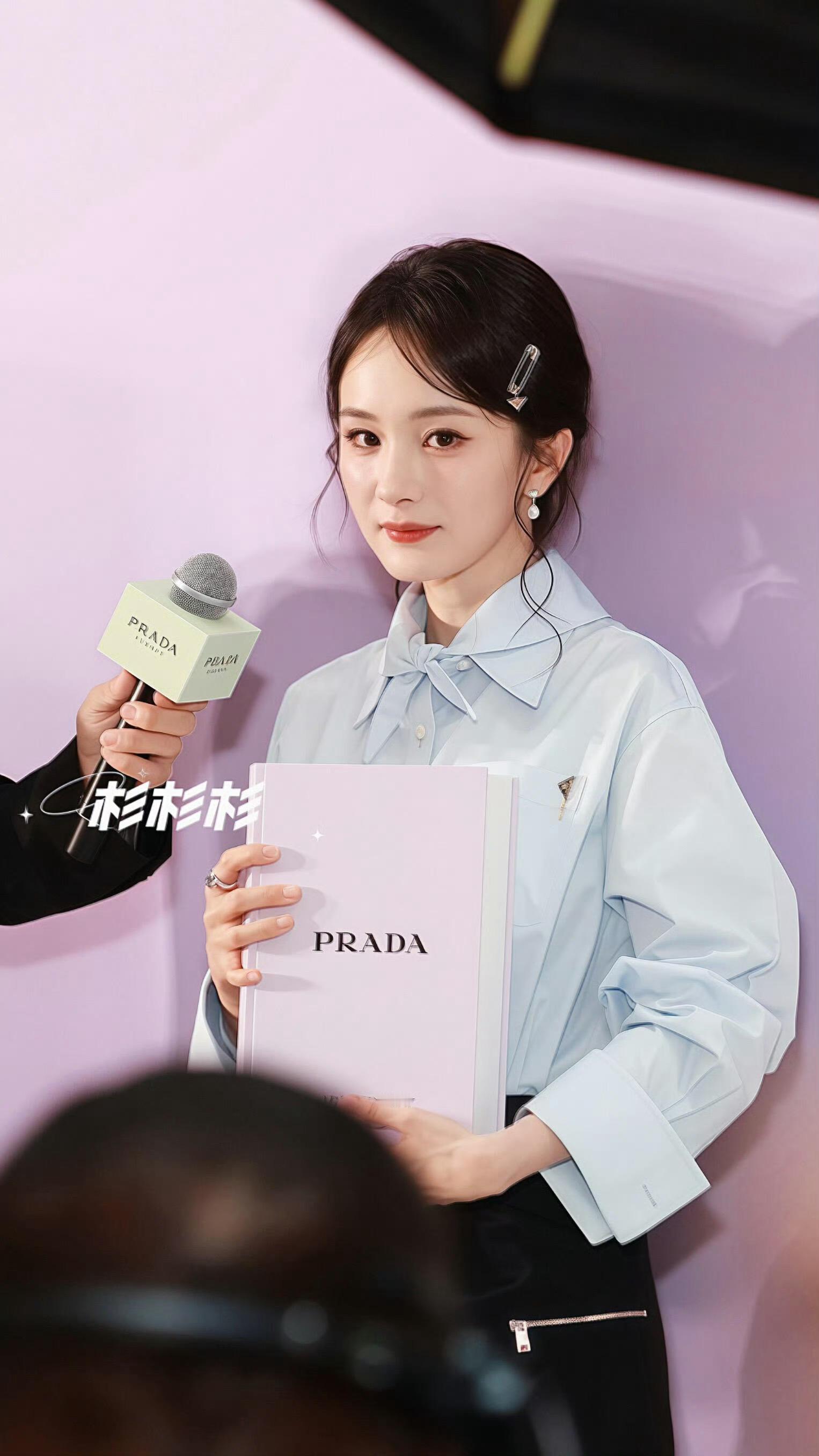 杨幂杨幂和火锅 ym杨幂0912生日快乐 少年跨过泥泞，执灯直追时代 𝓣𝓮?