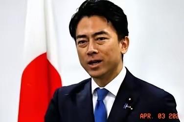 日本终于向俄罗斯低头了，因为他们现在明白不是顾客是上帝了，而是谁手上有油谁才是上