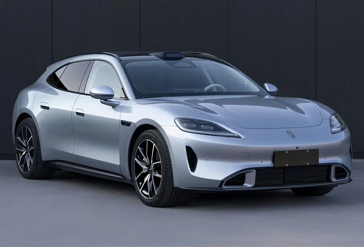 尚界Z7、Z7T跟小米有点像……尤其是尾部保险杠两侧的「装饰导流槽」