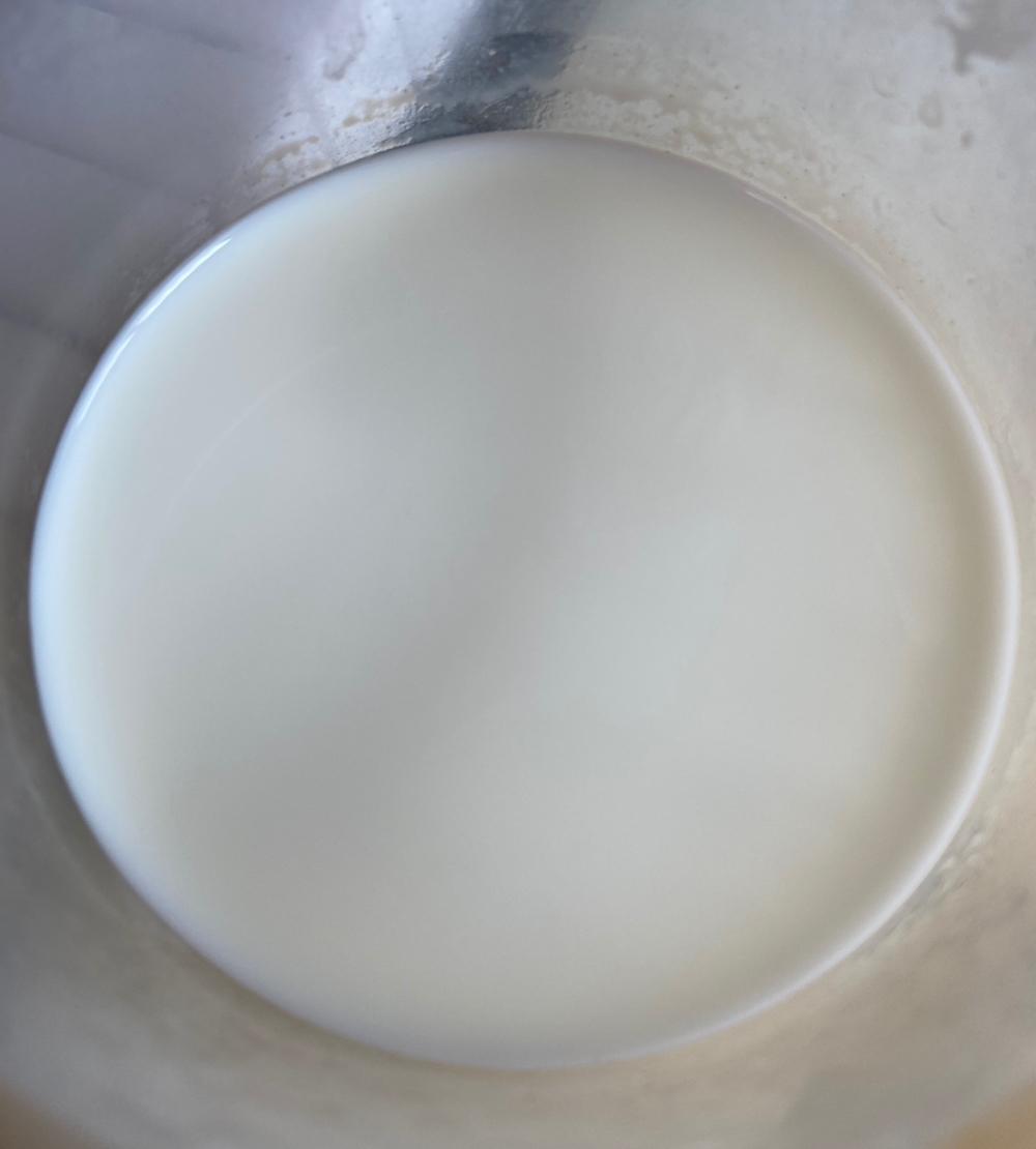 老伯解物｜白色文明简史
一、第一个喝牛奶的人：一万年前的疯狂勇士
• 时间：约 