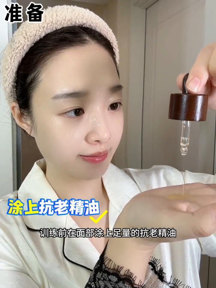 注意！法令纹！
家人们终于找到我脸垮的关键了，原来这不是真的法令纹。如果你正面看
