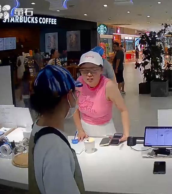 网友喊话，在青岛金狮广场星巴克偷手机的美女，速速把手机还回来，既往不咎。星巴克台