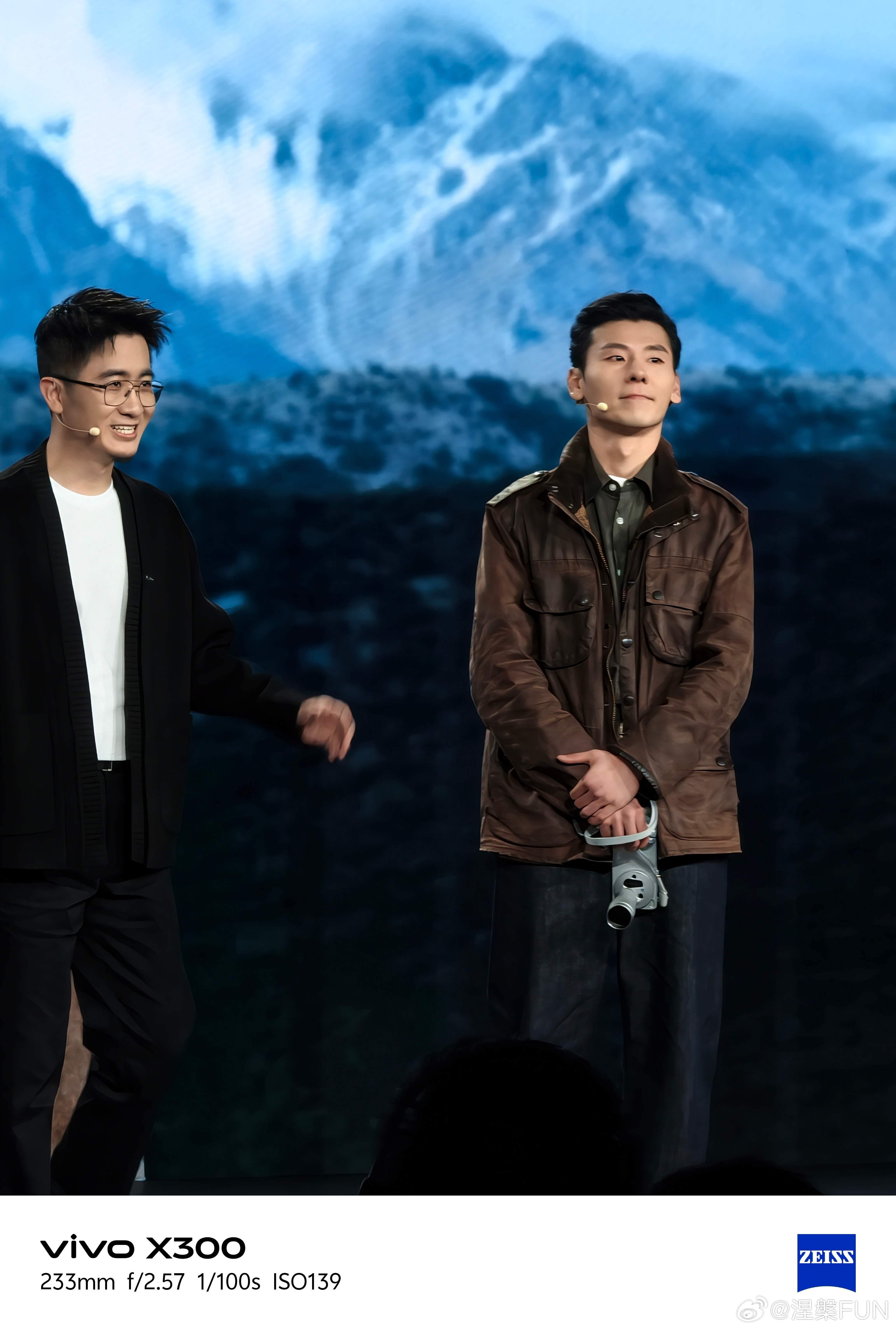 vivo X300s超能小V单vivo X300 Ultra专业V单发布会，vi