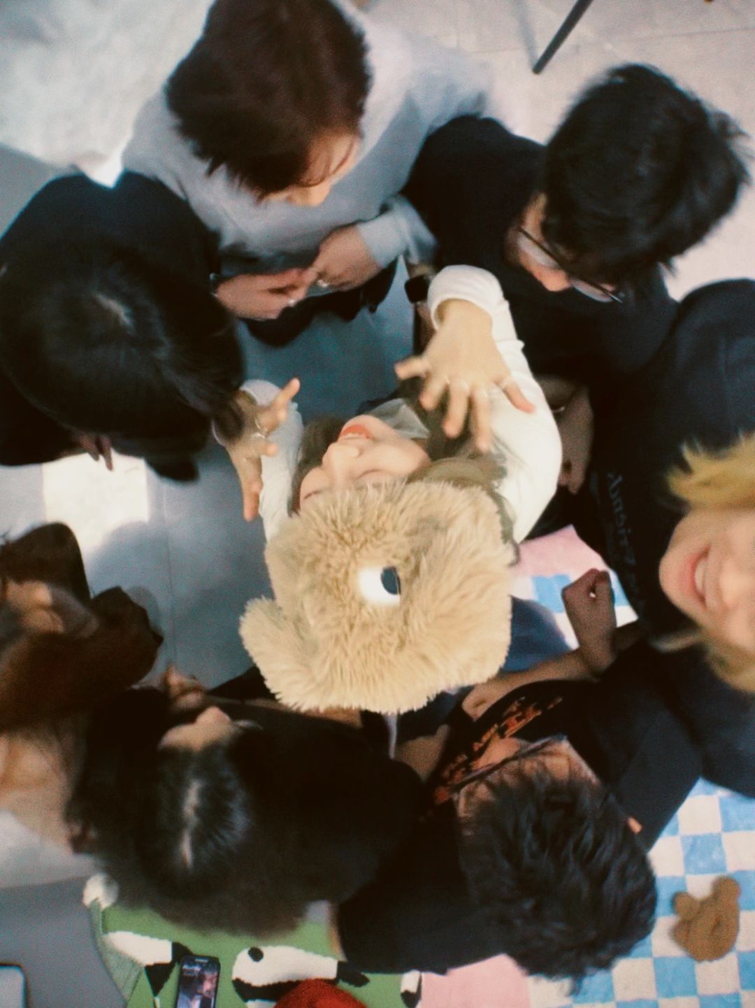 宇宙尽头的快乐是朋友局🧑‍🤝‍🧑