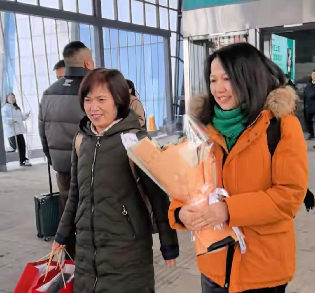 六年的愿望终于变成现实，救命恩人终成亲戚。44岁北京雷女士六年前接受造血干细胞移