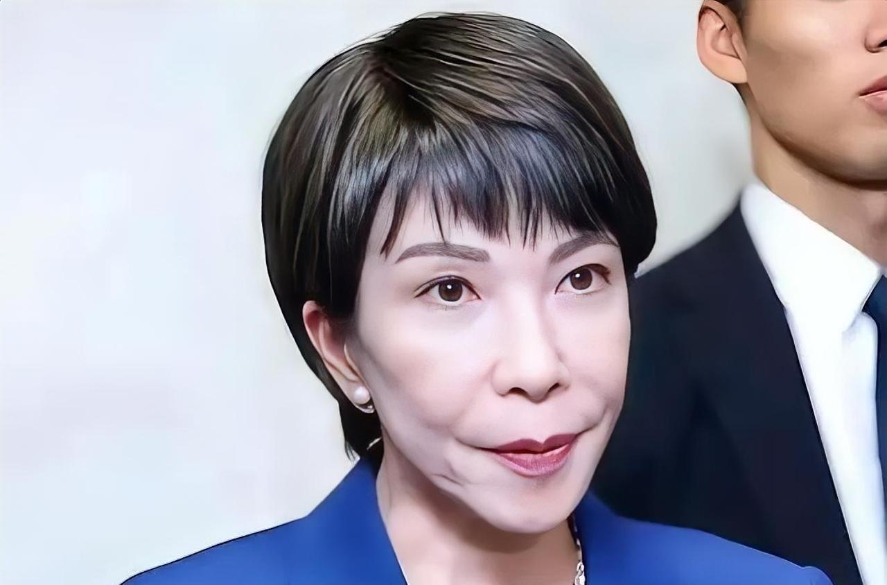 高市早苗在电视采访中坚称立场，将“台湾问题”与日本集体自卫权挂钩，这一举动让日本