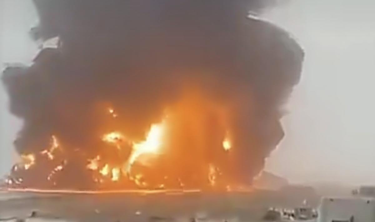 伊朗这次当然是有备而来，图一是位于沙特的一个美军基地，被来自于伊拉克方向的多枚导