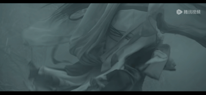 侣皓吉吉的招牌镜头奔跑回眸在冰湖重生虽迟但到 