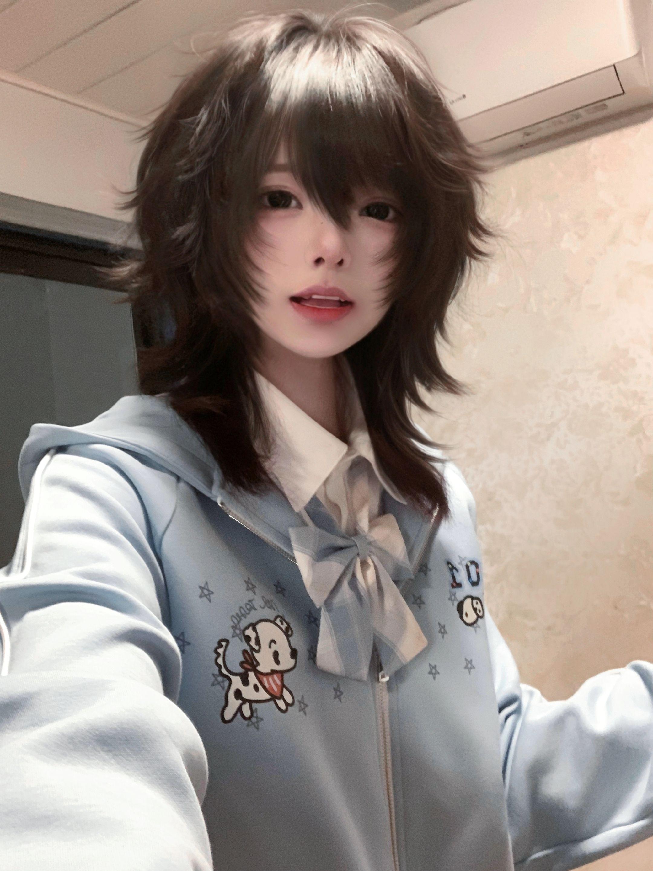 我的羽毛很轻 你对我哭吧 我会帮你擦眼泪的