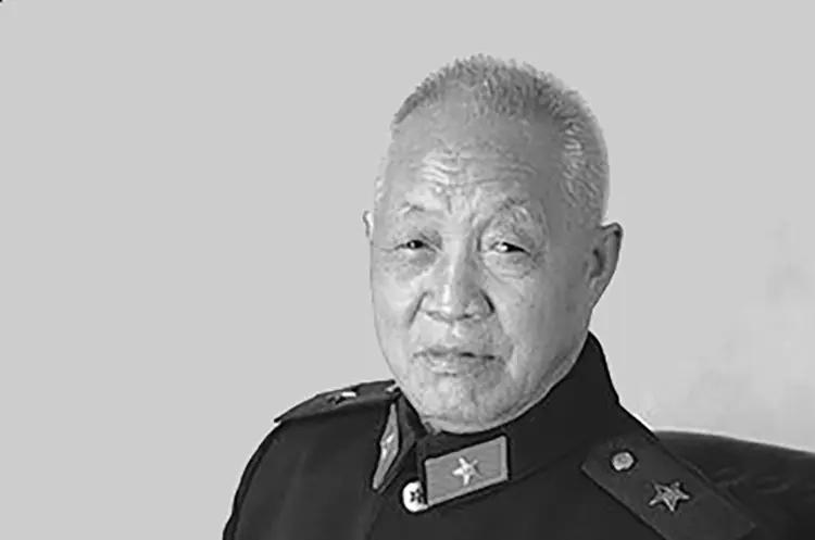 王玉清（1921年12月-2023年6月23日），男，贵州黔西人，1935年11