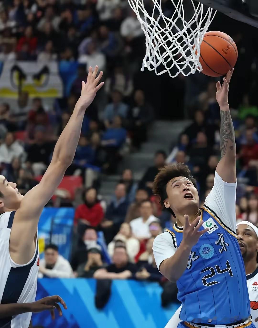 打天津，赵睿&霍尔曼复出？
今晚北京男篮将会对阵天津男篮，赛前北京男篮传来好消息