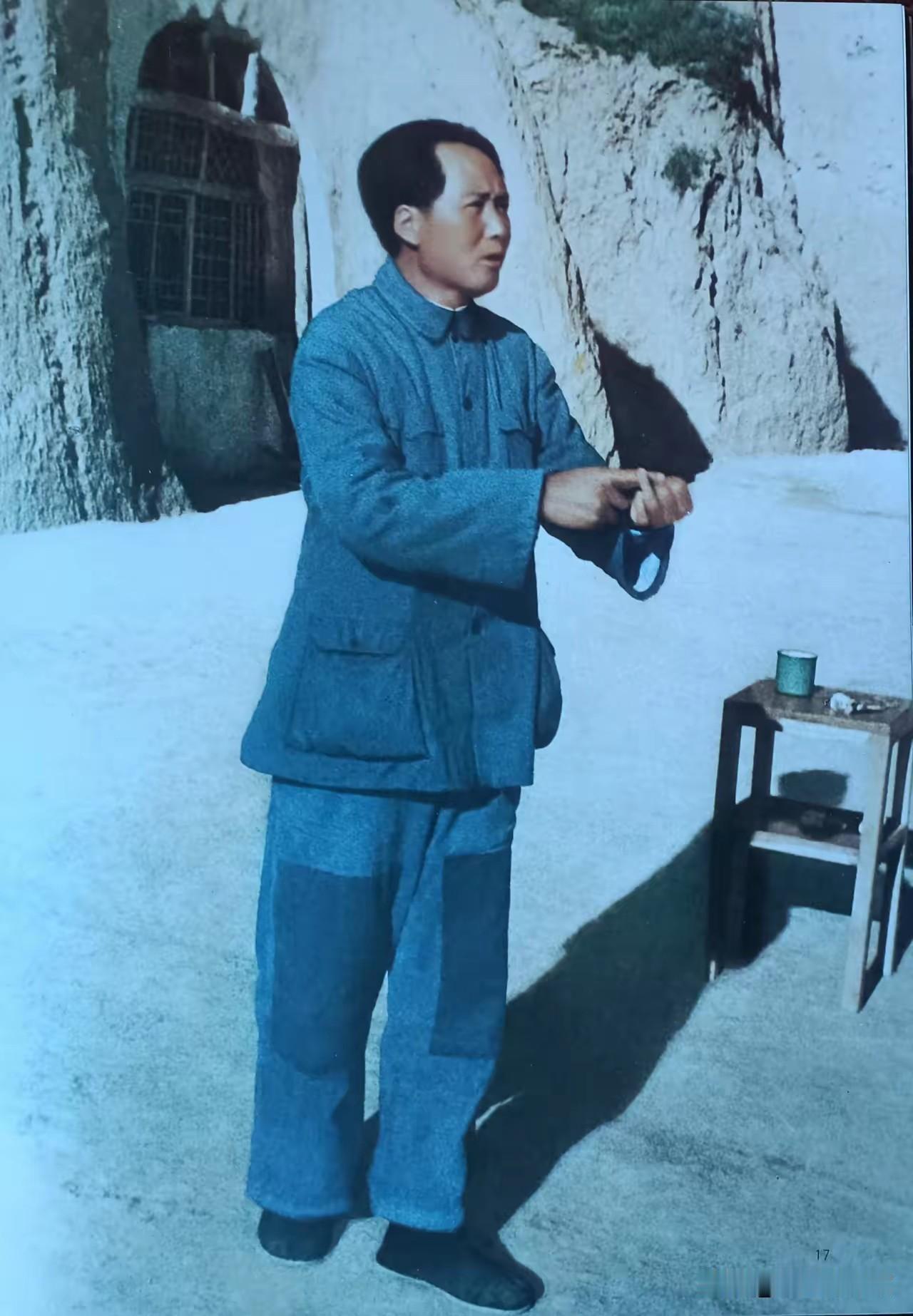 伟人风采（毛主席讲话照片）30