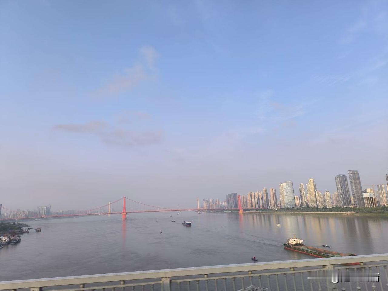 春季鄂豫皖大别山区环线单人骑行：1湖北武汉市-黄冈市麻城市；2河南商城县县城吃晚