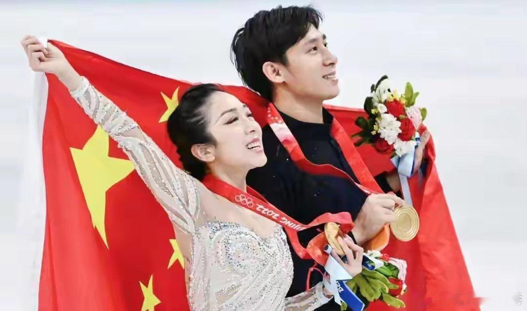 花样滑冰团体赛资格赛隋文静落泪道歉 2026年米兰-科尔蒂纳冬奥会花样滑冰团体赛