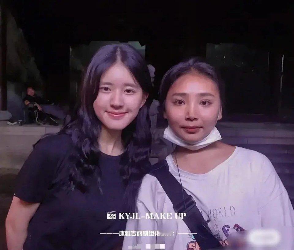 赵露思原来的脸是这样子的啊[允悲][允悲] ​​​