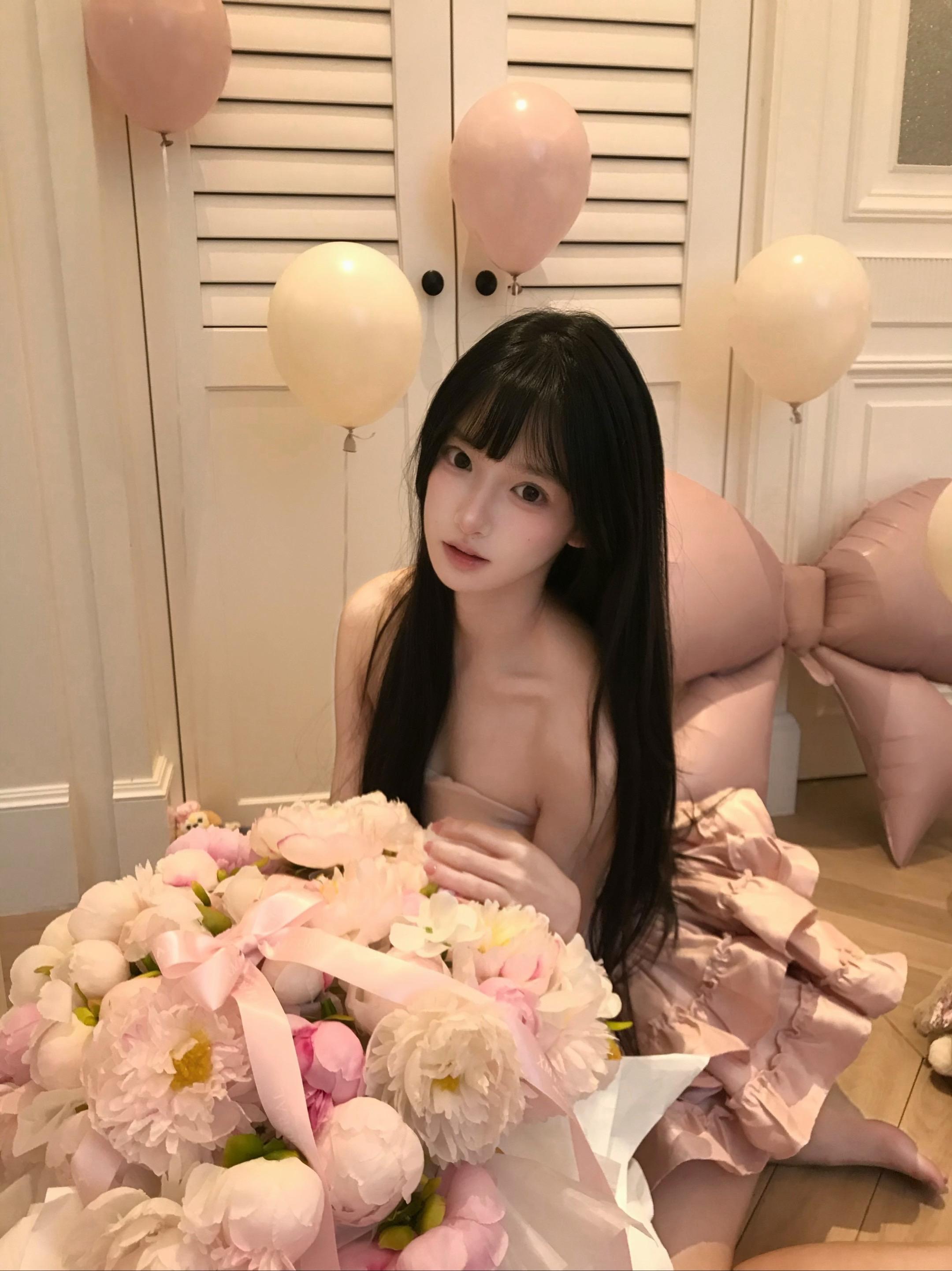 生日快乐亲爱的小鸡 七岁的时候吹灭的蜡烛是闪闪发光的自己