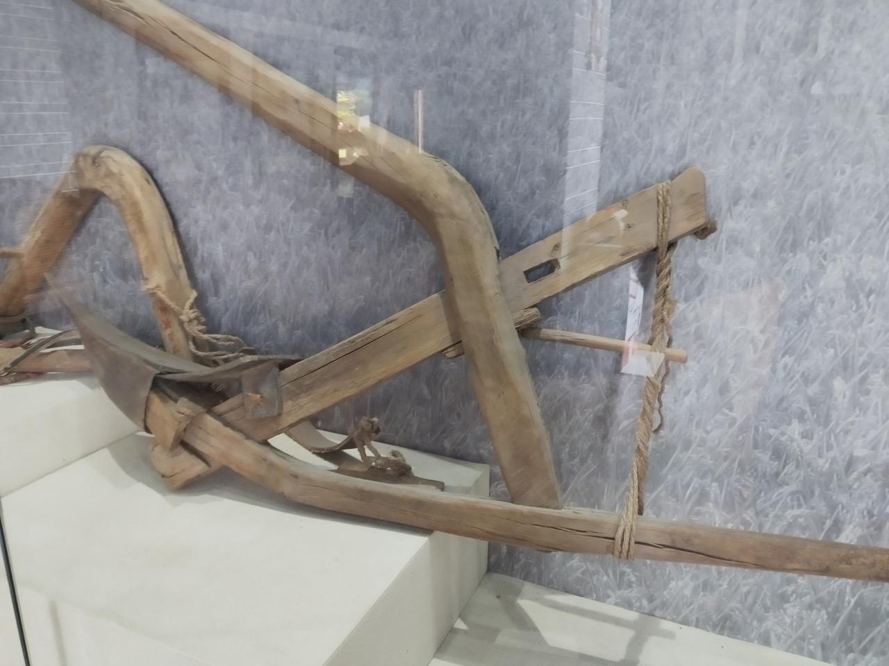 20年前家里随处可见的农具如今也进了历史博物馆，只有在博物馆才看得到了。